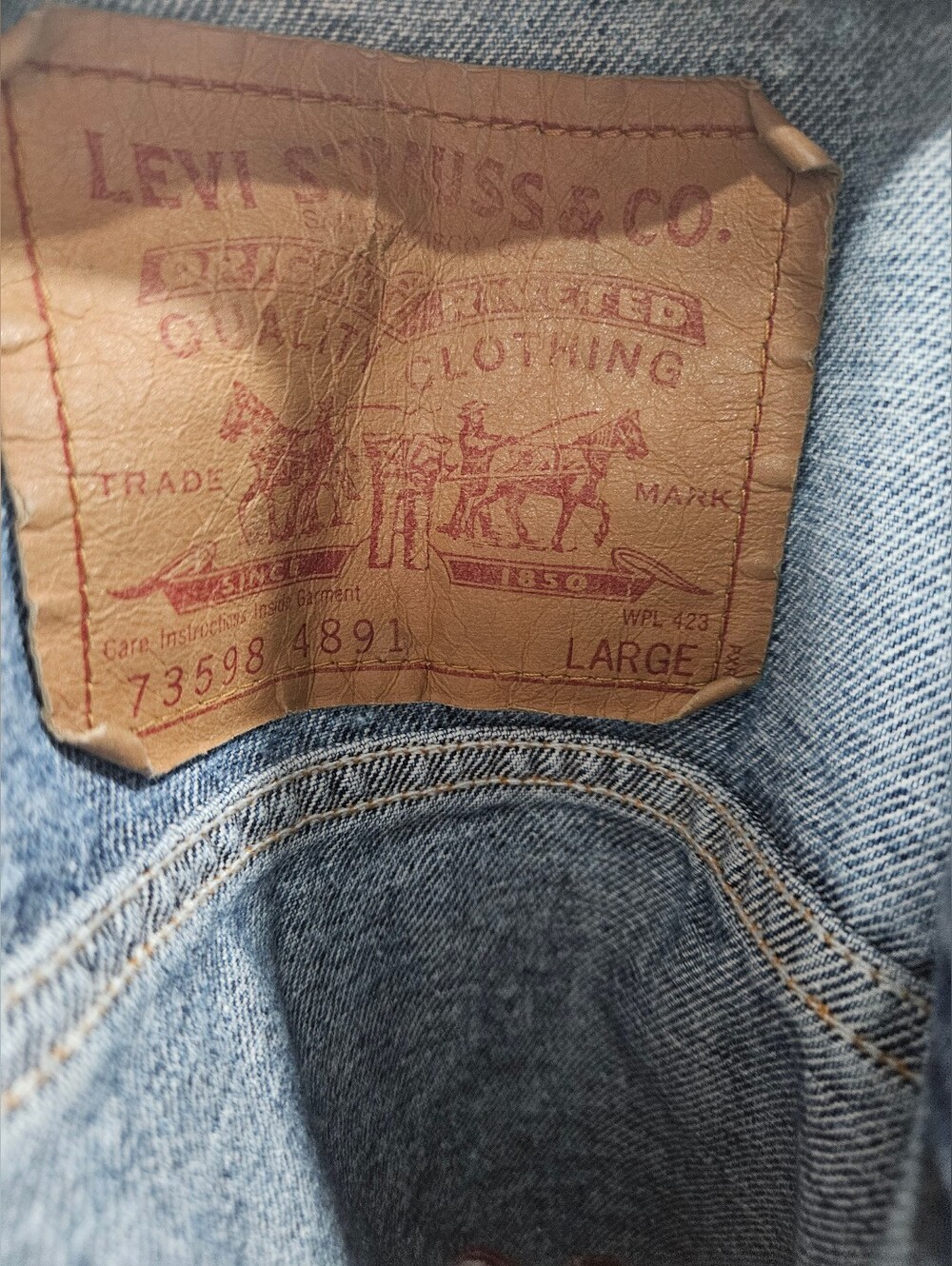 Levi's Graphic Trucker Jacket 73598 Men's Large - Picture 7 of 9